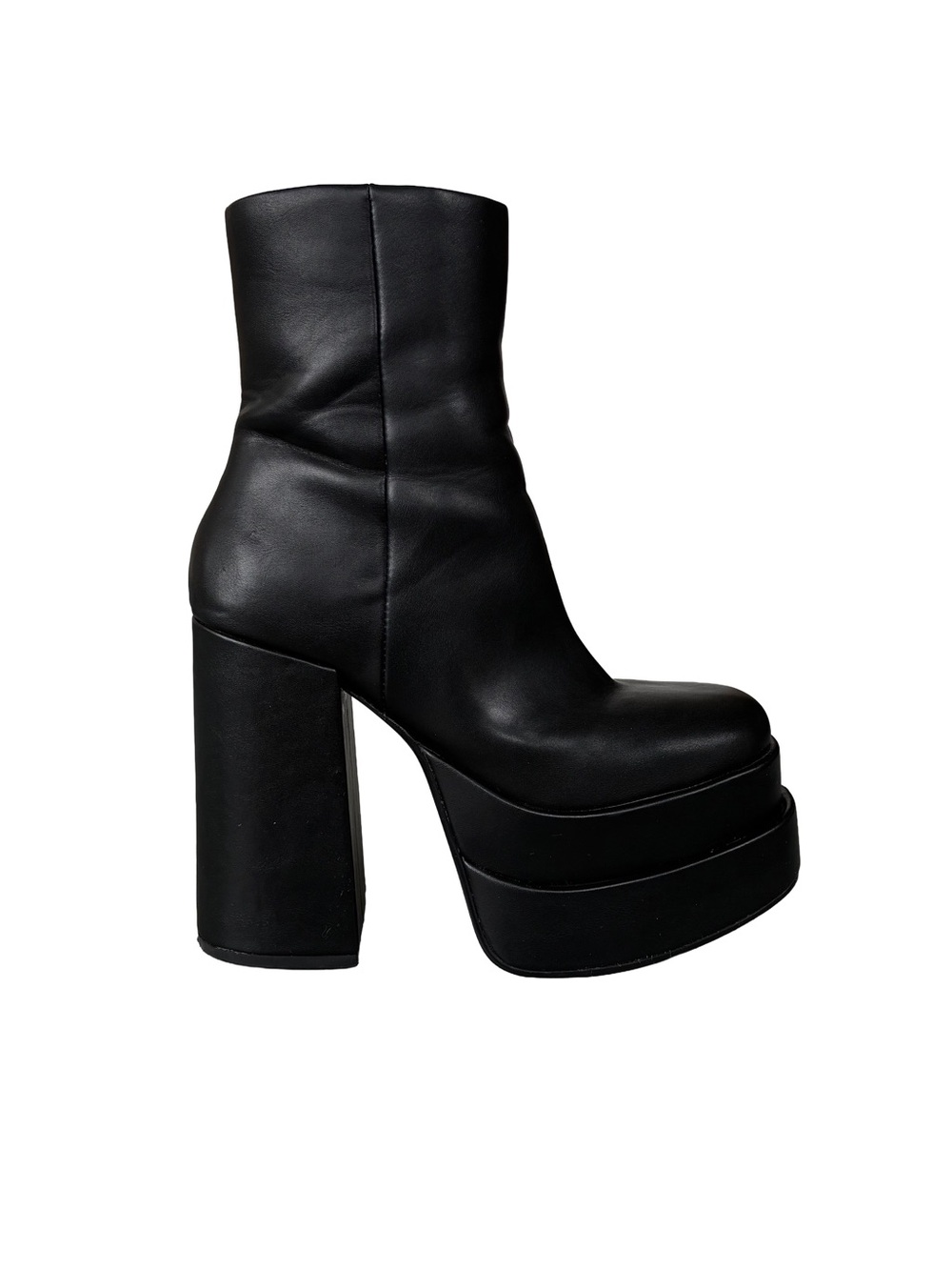 Steve Madden Cobra Black Platform Ankle Boots – Size 7.5